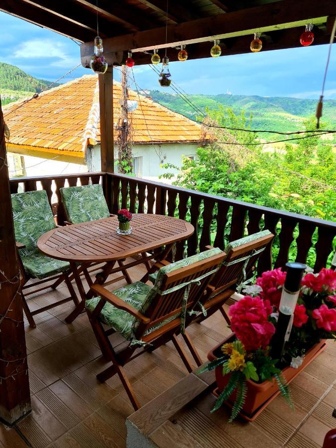 Arts Guest House -Beautiful Villa For 6 Persons Veliko Tarnovo Luaran gambar